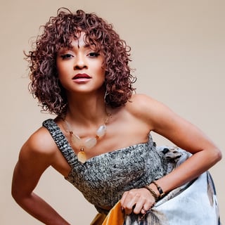 Syndee-Winters-Headshot